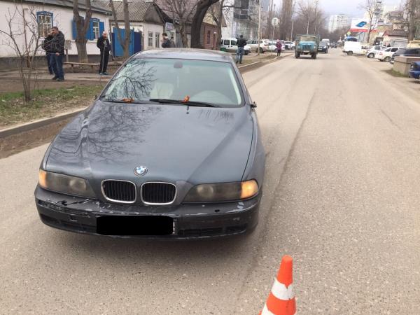 В Пятигорске под колёса BMW попала 9-летняя девочка